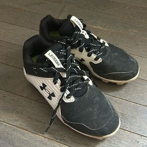 Under Armour Leadoff Baseball Cleats Kids Size 13